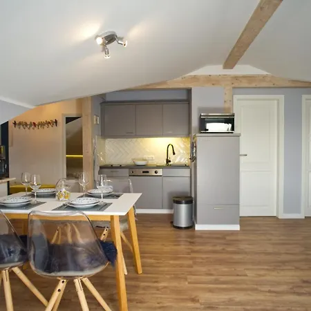 아파트 Ferienwohnung Mit Seeblick Im Haus Wizlaw