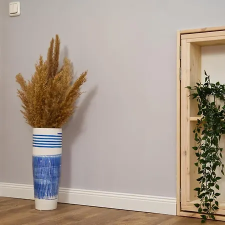 Ferienwohnung Mit Seeblick Im Haus Wizlaw 아파트