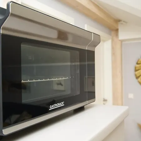 Ferienwohnung Mit Seeblick Im Haus Wizlaw 아파트