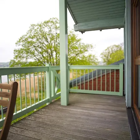 Ferienwohnung Mit Seeblick Im Haus Wizlaw 아파트 *