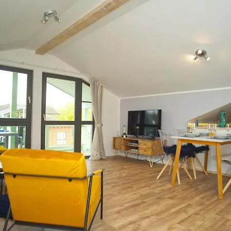 Ferienwohnung Mit Seeblick Im Haus Wizlaw