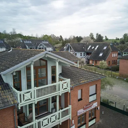 아파트 Ferienwohnung Mit Seeblick Im Haus Wizlaw *